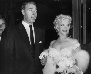 Carta de Joe DiMaggio foi enviada à Marilyn Monrone em 1954, pedindo para que ela reconsiderasse o pedido de divórcio