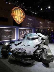 Novo Batmóvel foi revelado na feira 2015 Licensing Expo em Las Vegas
